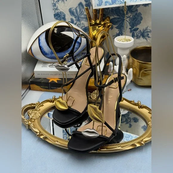 🆕 GIANNI BINI 🧿 NWOB Carletta Lip Ornamented Sandals, Black Leather, Sz 8 - Picture 9 of 14